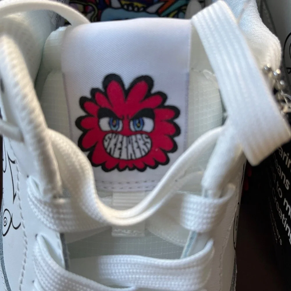 NWT Skechers x Vexx: Koopa Court Volley Vexx Gasp with Decal/Keychain, no box 12